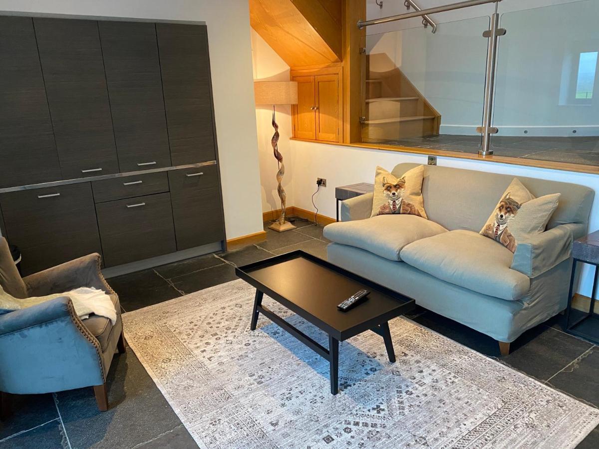 The Farmyard Adults Only Apartment Yeovil Exterior photo